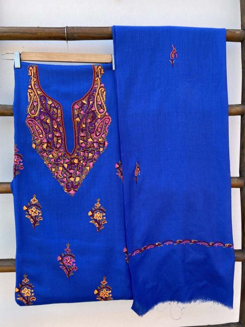 Aari Embroidered Woolen Suite 3 pc