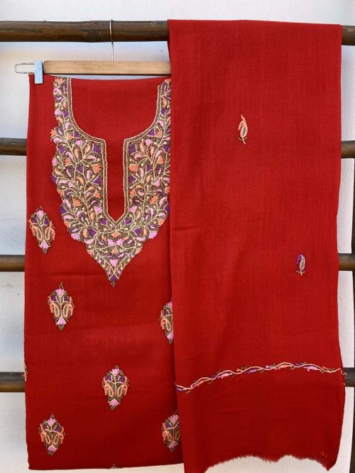 Aari Embroidered Woolen Suite 3 pc