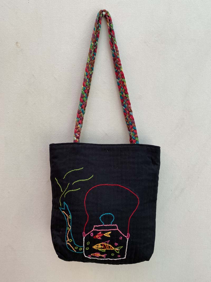 Hand Embroidered Bag – handsondastkar.com
