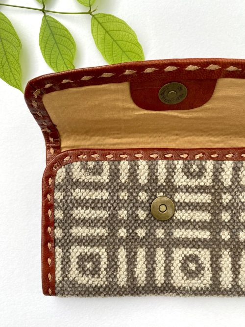Handcrafted Leather Walle...