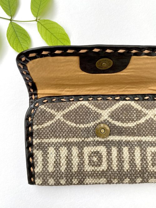 Handcrafted Leather Walle...
