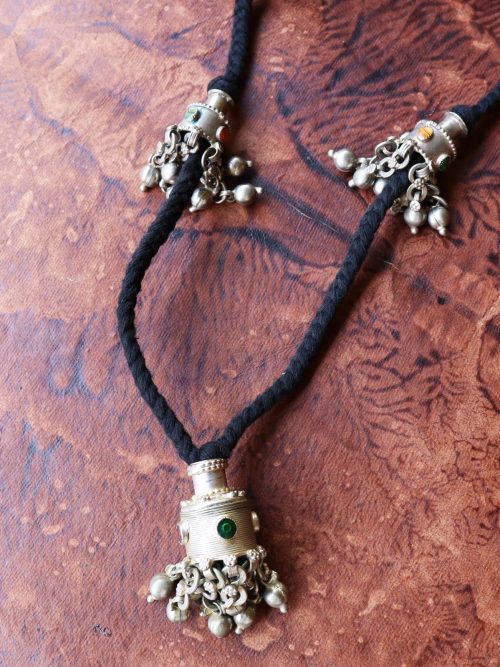 Tribal Necklace ( White M...
