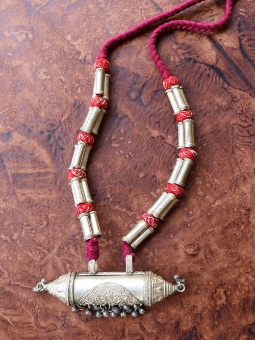 Tribal Necklace ( White M...