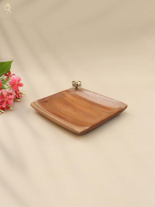 Wooden Tray With Dhokra F...